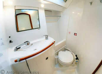 Chartern Sie segelboot in Finikas - Oceanis 393 Clipper