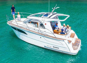 Chartern Sie motorboot in Marina Zeas - Marex 310 Sun Cruiser