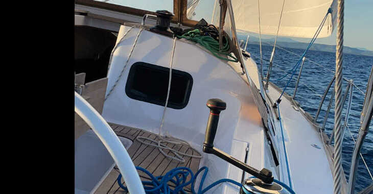 Chartern Sie segelboot in Marine Pirovac - Elan Impression 45.1