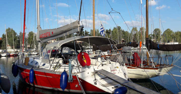Louer voilier à Finikas - Alfa 51