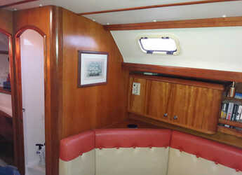 Chartern Sie segelboot in Finikas - Alfa 51