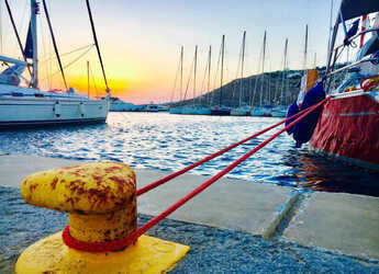 Chartern Sie segelboot in Finikas - Alfa 51