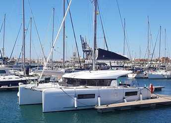 Rent a catamaran in Marina Cala de Medici - Lagoon 40