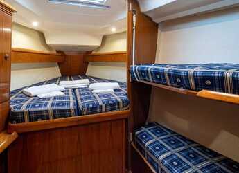 Rent a sailboat in Kavala - Marina Perigialiou - Sun Odyssey 43 