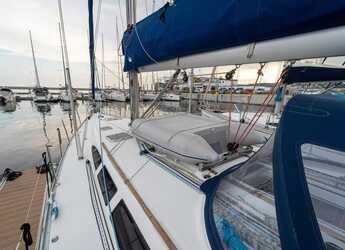 Rent a sailboat in Kavala - Marina Perigialiou - Sun Odyssey 43 