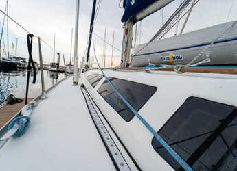 Rent a sailboat in Kavala - Marina Perigialiou - Sun Odyssey 43 
