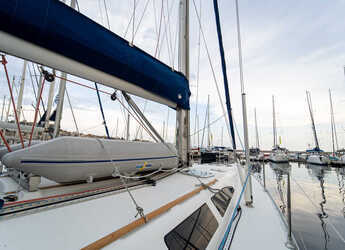 Rent a sailboat in Kavala - Marina Perigialiou - Sun Odyssey 43 