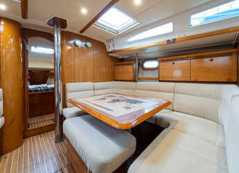 Rent a sailboat in Kavala - Marina Perigialiou - Sun Odyssey 43 