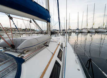 Rent a sailboat in Kavala - Marina Perigialiou - Sun Odyssey 43 