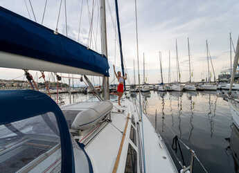 Rent a sailboat in Kavala - Marina Perigialiou - Sun Odyssey 43 