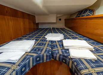 Rent a sailboat in Kavala - Marina Perigialiou - Sun Odyssey 43 