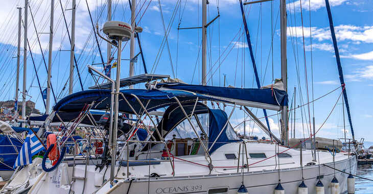 Chartern Sie segelboot in Kavala - Marina Perigialiou - Oceanis 393 Clipper