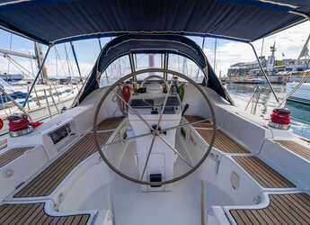 Rent a sailboat in Kavala - Marina Perigialiou - Oceanis 393 Clipper