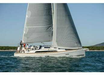 Rent a sailboat in Lavrion Marina - X-Yachts X4.3 MkII