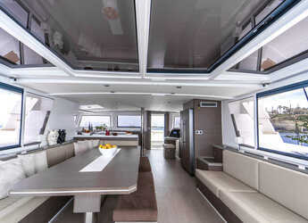 Rent a catamaran in Siracusa  - Bali 5.4.