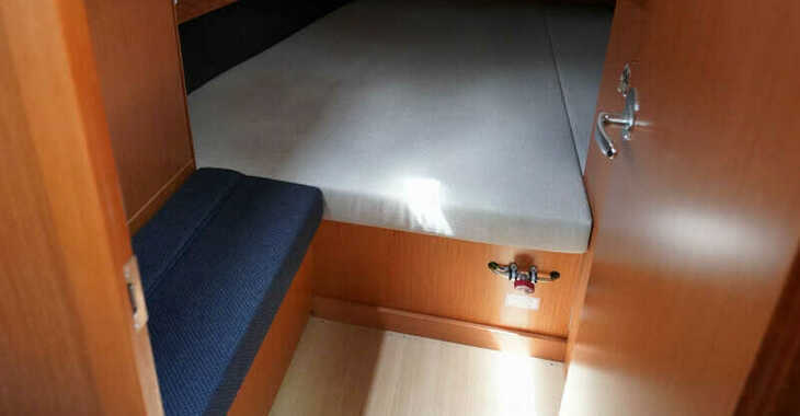 Louer voilier à Vibo Marina - Bavaria 41 Cruiser 