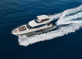 Chartern Sie yacht in Trogir (ACI marina) - Prestige 630S