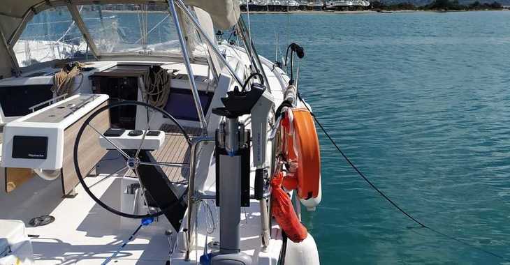 Chartern Sie segelboot in Marina Sivota - Dufour 390