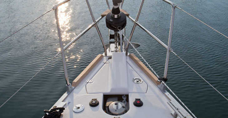 Chartern Sie segelboot in Marina Novi - Elan 45 Impression