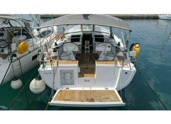 Chartern Sie segelboot in Marina Novi - Hanse 458