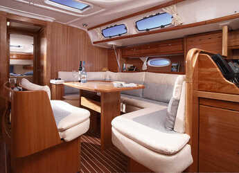 Rent a sailboat in Marina San Miguel - Bavaria 46 Cruiser