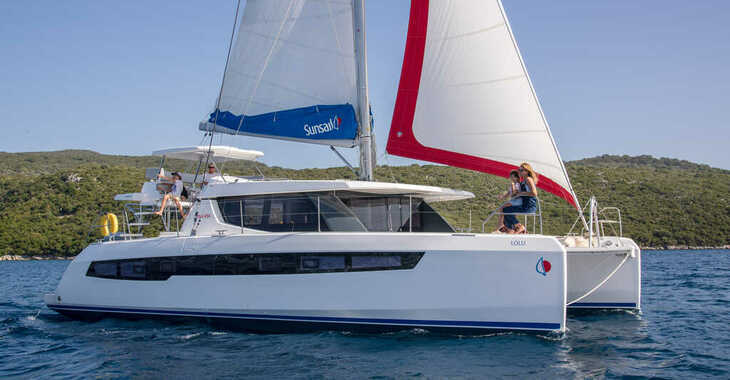 Rent a catamaran in Placencia - Sunsail 454L (Premium)