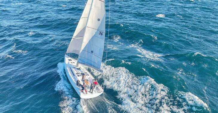 Chartern Sie segelboot in ACI Marina Split - First 36