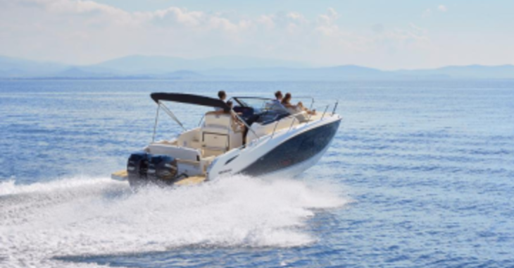 Chartern Sie motorboot in Port Mahon - Quicksilver 875