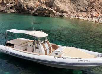 Chartern Sie schlauch-/beiboot in Port d'andratx - Playboat G13 (Day charter only)