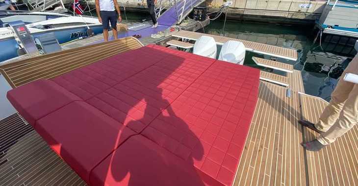 Rent a motorboat in Marina Botafoch - Fiart 35 Seawalker