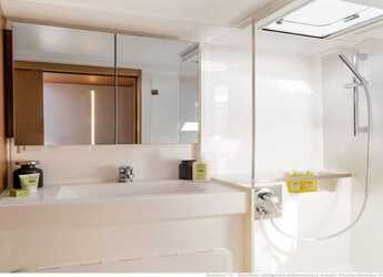 Rent a catamaran in Anse Marcel Marina (Lonvilliers) - Excess 11 - 4 + 2 cab.