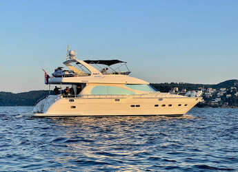 Rent a yacht in Marina Split (ACI Marina) - Yaretti 2210