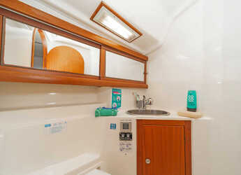 Rent a sailboat in Kos Marina - Salona 40