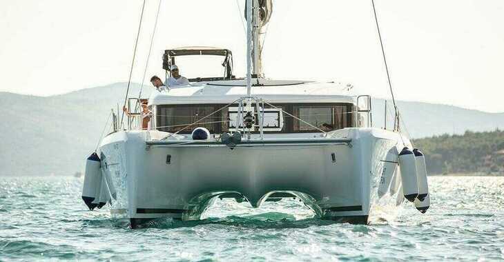 Rent a catamaran in Marina Baotić - Lagoon 39 - 4 + 2 cab.