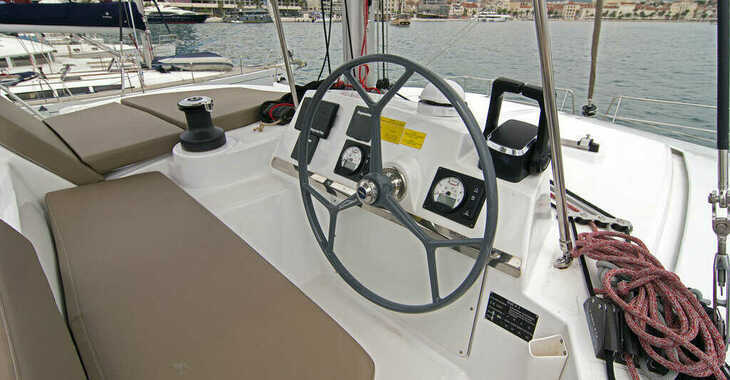 Rent a catamaran in Split (ACI Marina) - Bali 4.1 - 4 cab.