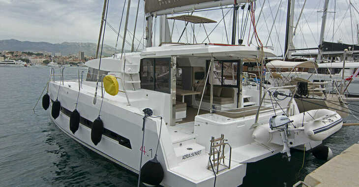 Rent a catamaran in Marina Split (ACI Marina) - Bali 4.1 - 4 cab.
