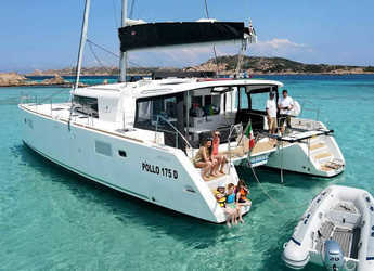 Rent a catamaran in Porto Pollo - Lagoon 450F