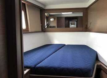 Rent a catamaran in Port of Mahe - Lagoon 450S