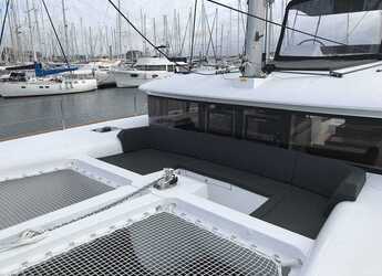 Rent a catamaran in Port of Mahe - Lagoon 450S