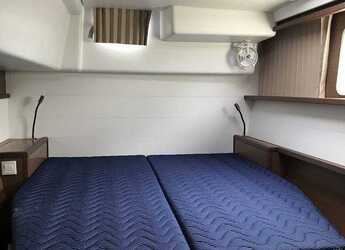 Rent a catamaran in Port of Mahe - Lagoon 450S