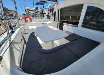 Rent a catamaran in Port of Mahe - Lagoon 380