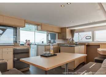 Rent a catamaran in Port of Mahe - Lagoon 450S