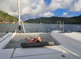 Rent a catamaran in Port of Mahe - Lagoon 42