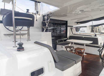 Rent a catamaran in Port of Mahe - Lagoon 42-2