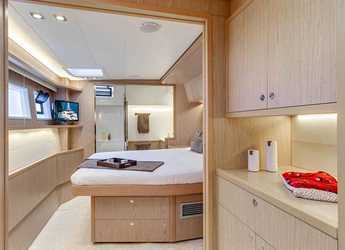 Rent a catamaran in Port of Mahe - Lagoon 52