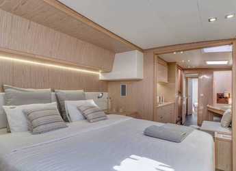 Rent a catamaran in Port of Mahe - Lagoon 52