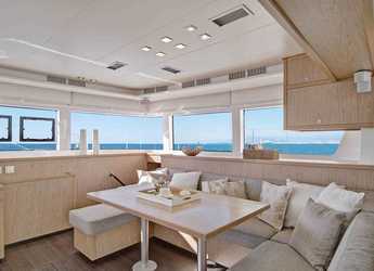 Rent a catamaran in Port of Mahe - Lagoon 52