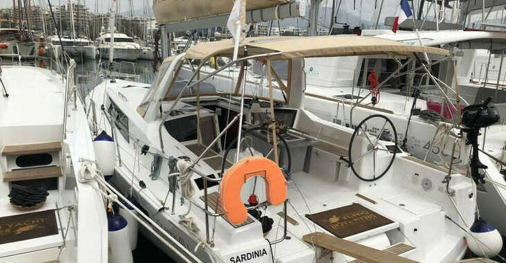 Chartern Sie segelboot in Kos Marina - Oceanis 41.1