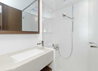 Alquilar catamarán en Marina Sukosan (D-Marin Dalmacija) - Lagoon 46