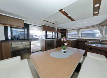 Alquilar catamarán en Marina Sukosan (D-Marin Dalmacija) - Lagoon 46